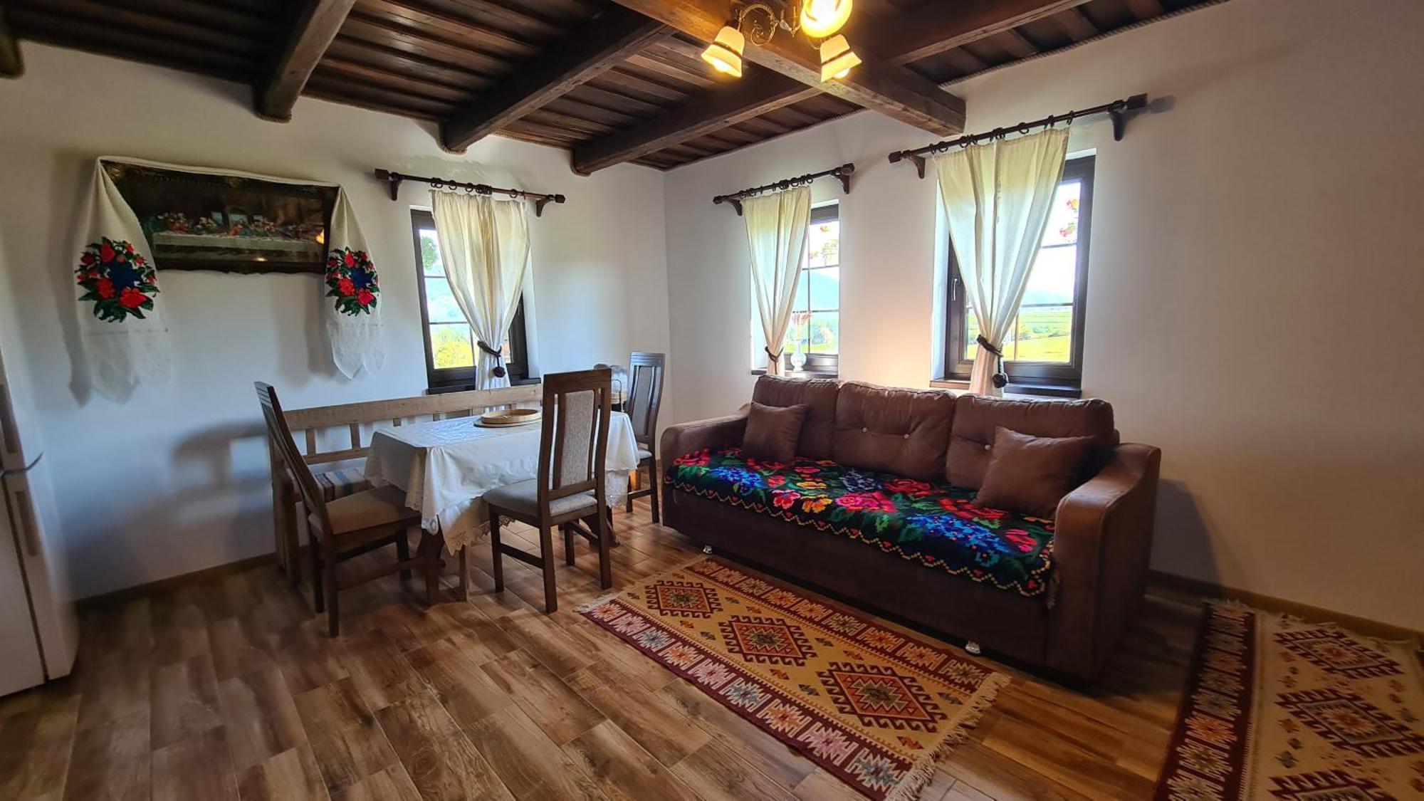 Casa Bunicilor Din Oncesti Onceşti Exterior foto